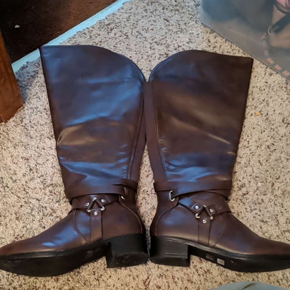 Over the knee boots